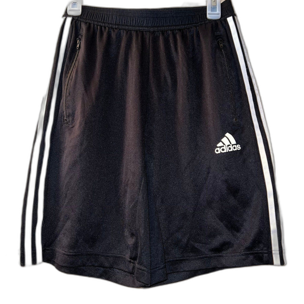 Adidas Aeroready 3 Strpes Shorts Men’s no tag fit like Small Zip pockets EUC